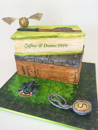 Slytherin  - Cake by The Sculptress of Sugar