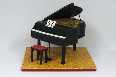 Piano Cake - Cake by Robyn