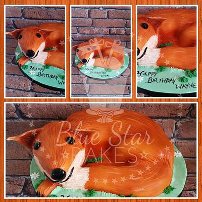 Fox Cake - Cake by Shelley BlueStarBakes