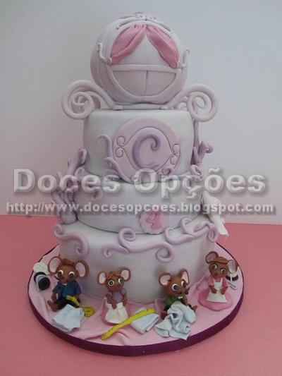 Cinderella cake - Cake by DocesOpcoes