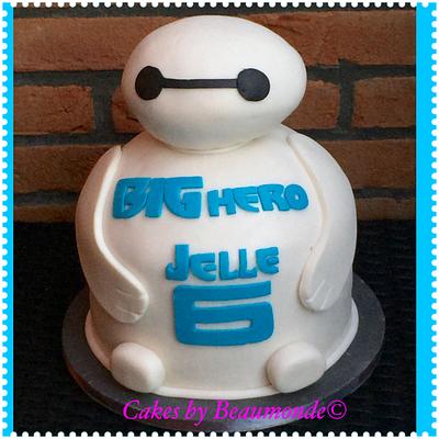 Big Hero 6 - Cake by Cakes by Beaumonde