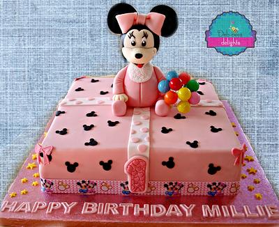 Minnie mouse cake - Cake by Deb-beesdelights