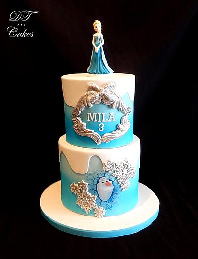 Frozen - Cake by Djamila Tahar (DT Cakes)