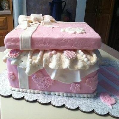 Pink Cake Box 2 - Cake by Patty Cake's Cakes