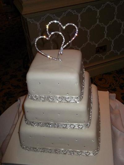 Kare Wedding cake - Cake by Cakesnstuff