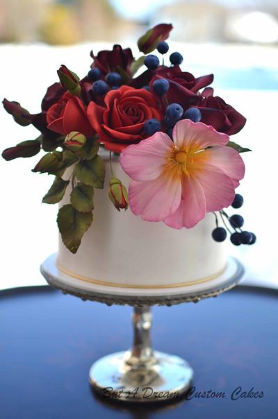 Roses are Red... - Cake by Elisabeth Palatiello