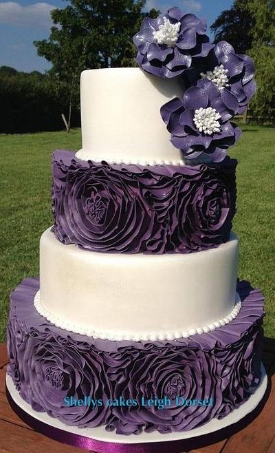 Purple and white ruffel rose wedding cake  - Cake by Michelle Edwards 