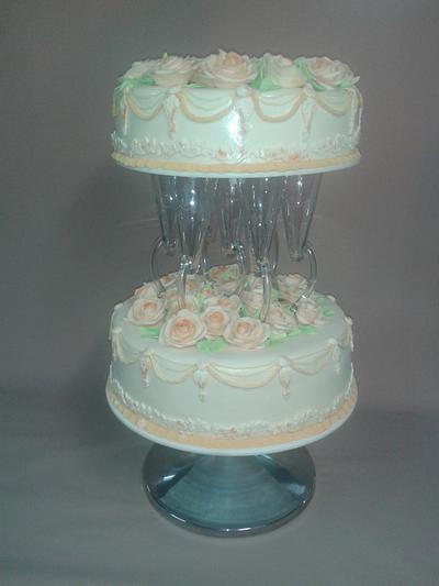 wedding cake with glasses - Cake by Martina Bikovska 