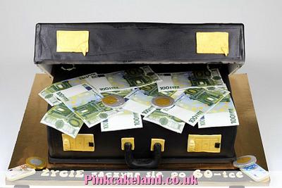 Suitcase of Money Birthday Cake - Cake by Beatrice Maria