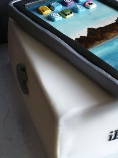 iPad - Cake by Essentially Cakes