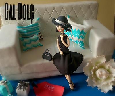 Sabrina sitting on the sofa - Cake by Marta - Cal Dolç