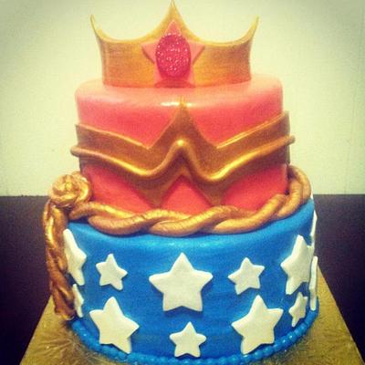 Wonder Woman Cake - Cake by Sweet Dreams by Jen