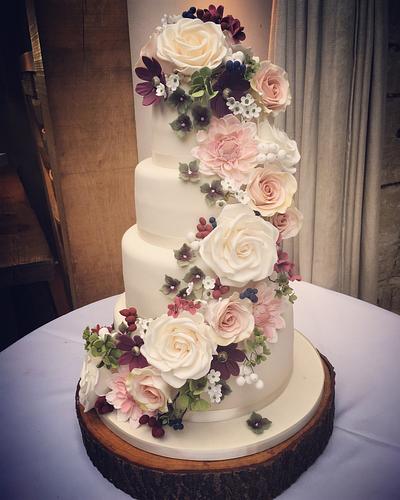 Autumnal Floral Cascade Wedding Cake - Cake by Samantha Tempest