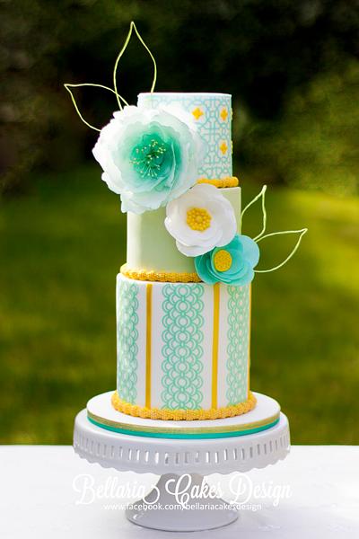 Spring gold and leaf green wedding cake - Cake by Bellaria Cake Design 