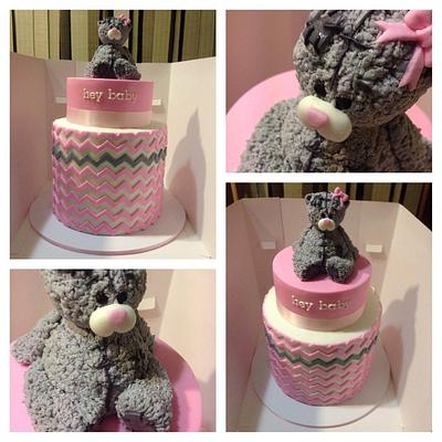 Chevron baby shower cake - Cake by Bianca Marras