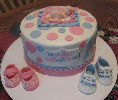 Gender Reveal  - Cake by Laura 