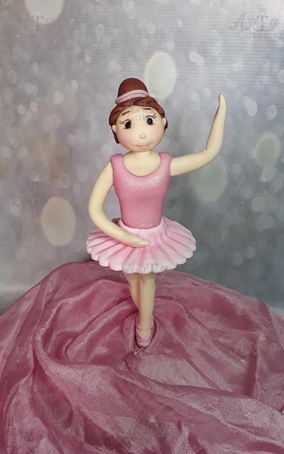 Bella the ballerina by Arty cakes  - Cake by Arty cakes