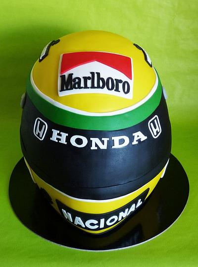 Ayrton Senna helmet - Cake by Margarida Abecassis