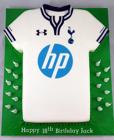 Tottenham Hotspur Jersey - Cake by Lisa-Jane Fudge