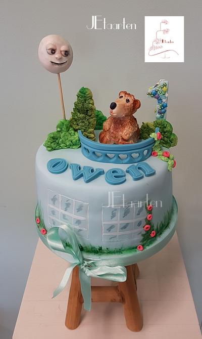 The brown bear and the blue house - Cake by Judith-JEtaarten