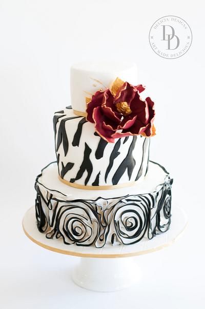 Bold Black & White - Cake by Delicia Designs