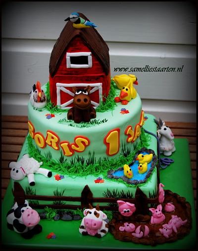 Farmhouse with of course farm animals - Cake by Sam & Nel's Taarten