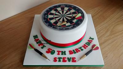 Dartboard cake x - Cake by Kerri's Cakes