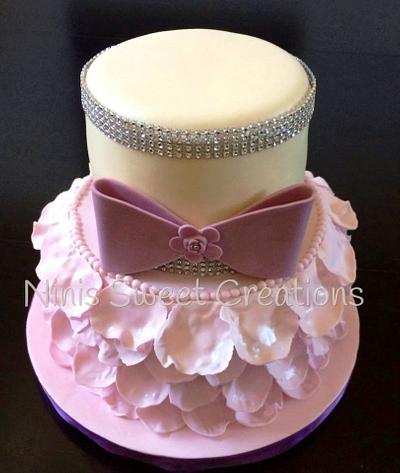 Rose Petal Cake - Cake by Maria