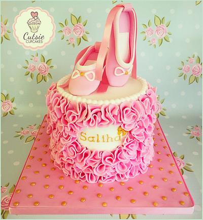 Ballerina Cake 🎀 - Cake by Cutsie Cupcakes
