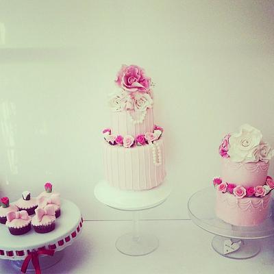 mini 2tier wedding cakes  - Cake by Swt Creation