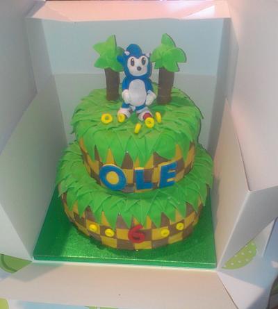 Sonic the Hedgehog 2tier - Cake by Krazy Kupcakes 