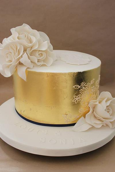 Gold! - Cake by Dulcie Blue Bakery ~ Chris