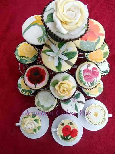 Shades of Summer - Cake by Yve mcClean