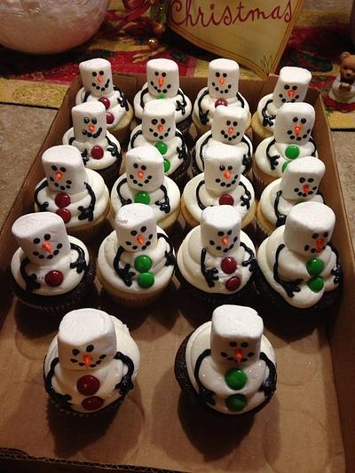 Invasion of Frosty's - Cake by beth78148