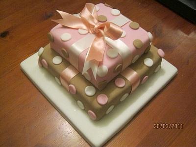 Parcel cake - Cake by LilleyCakes