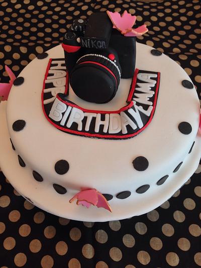 Camera cake  - Cake by Lagos