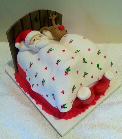 Santa and Rudolf in the bed - Cake by Martina Kelly
