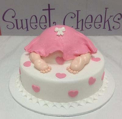Baby on Tummy - Cake by beasweet