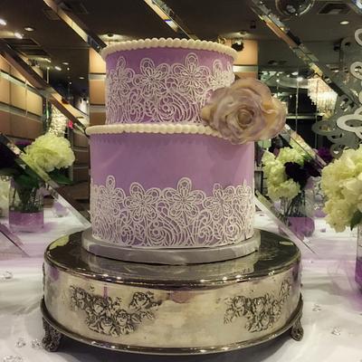 Lavender and lace  - Cake by The Sweet Duchess 