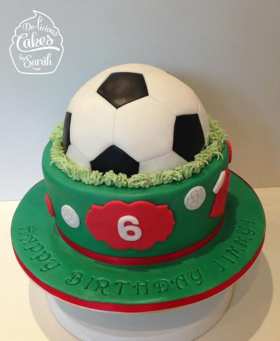 Football Arsenal cake - Cake by De-licious Cakes by Sarah