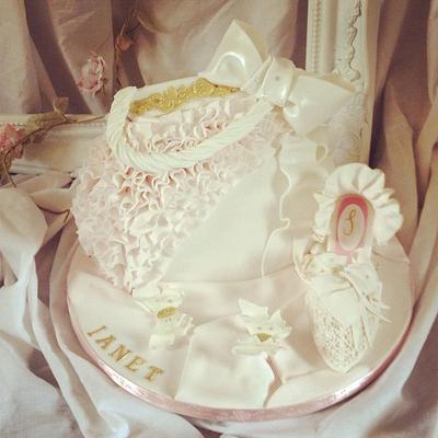 Shoe and Handbag cake - Cake by Dee