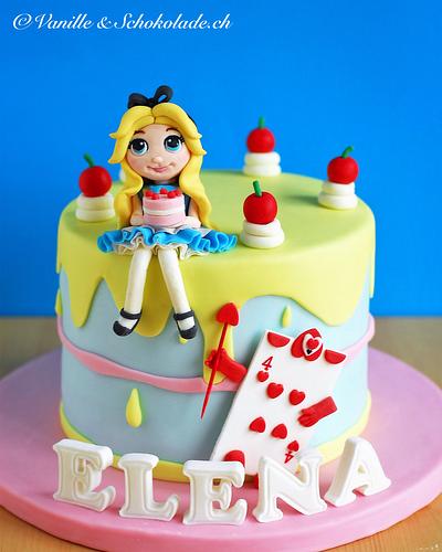 Alice in Wonderland - Cake by vanilleundschokolade