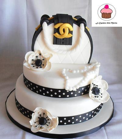 Chic Chanel Cake - Cake by Le Cupcakes della Marina