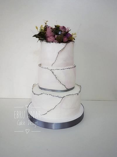 Love - Cake by Ebru Anar 