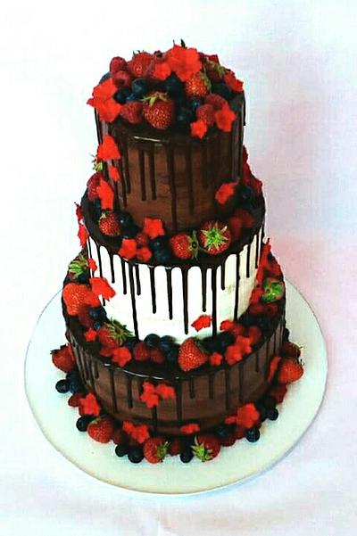 wedding drip cake - Cake by jitapa