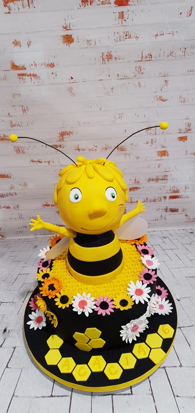 Happy Bee - Cake by Hilz