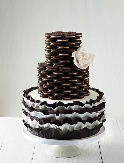 Oreo & Ruffles cake - Cake by Edible Art Cakes