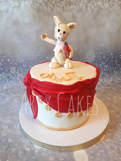 Belly dancing rabbit - Cake by Arty cakes