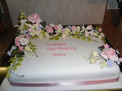 Floral Wonder - Cake by Les brown