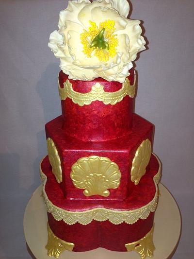 Red and gold  - Cake by Kwirkie